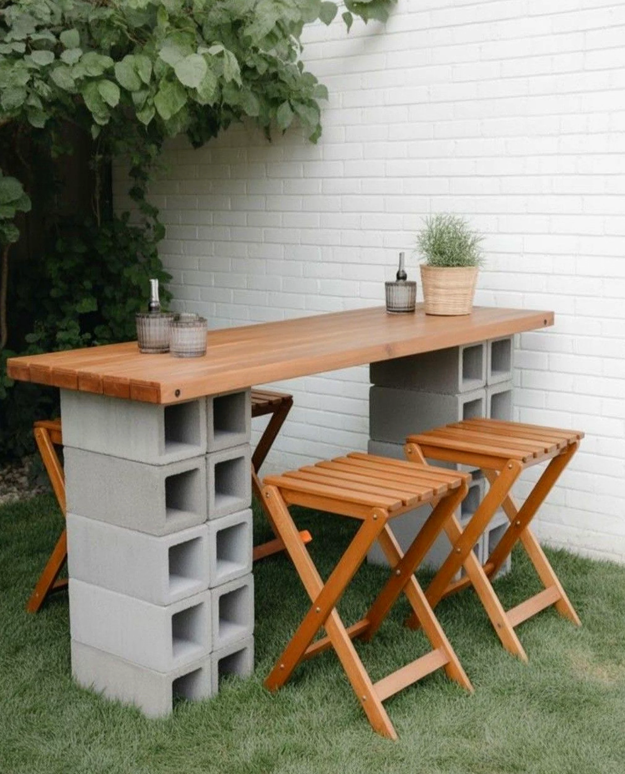 Simple dining setup anchors the corner with balance, giving the view a mood that feels simple yet expressive.