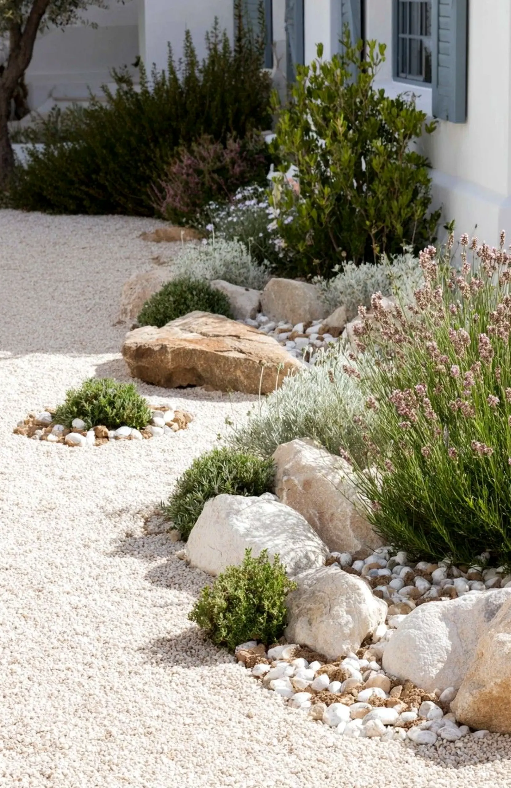 Sculptural garden seating brings contrast to the room, creating a mood that feels visually grounded.