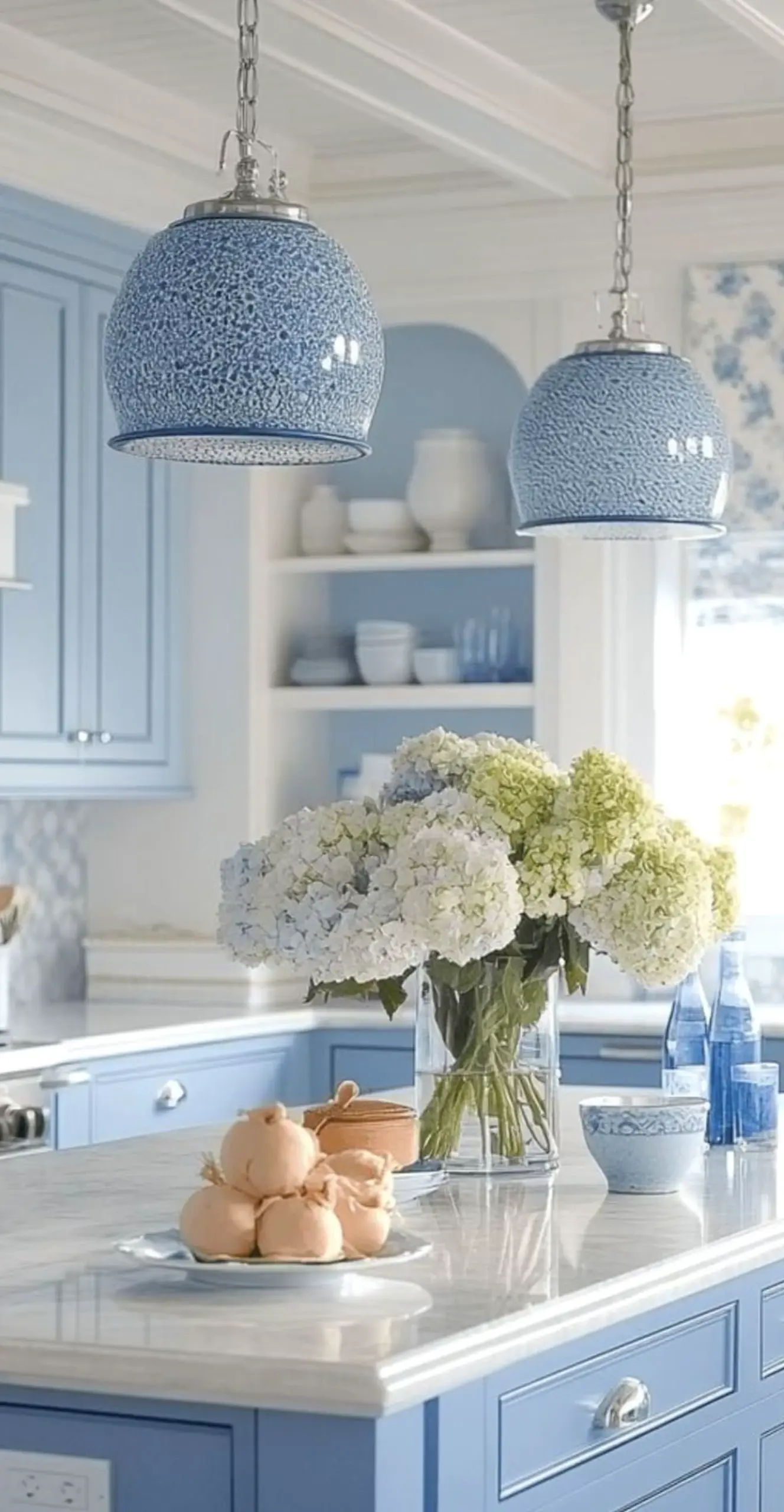 Luminous lamp detail supports the composition through charm, leaving the space feeling settled and welcoming.